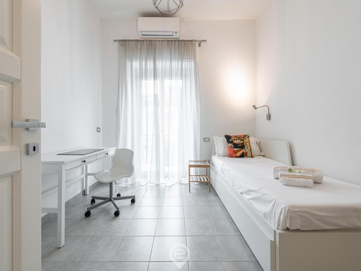 White Gold Apartment Каляри Екстериор снимка
