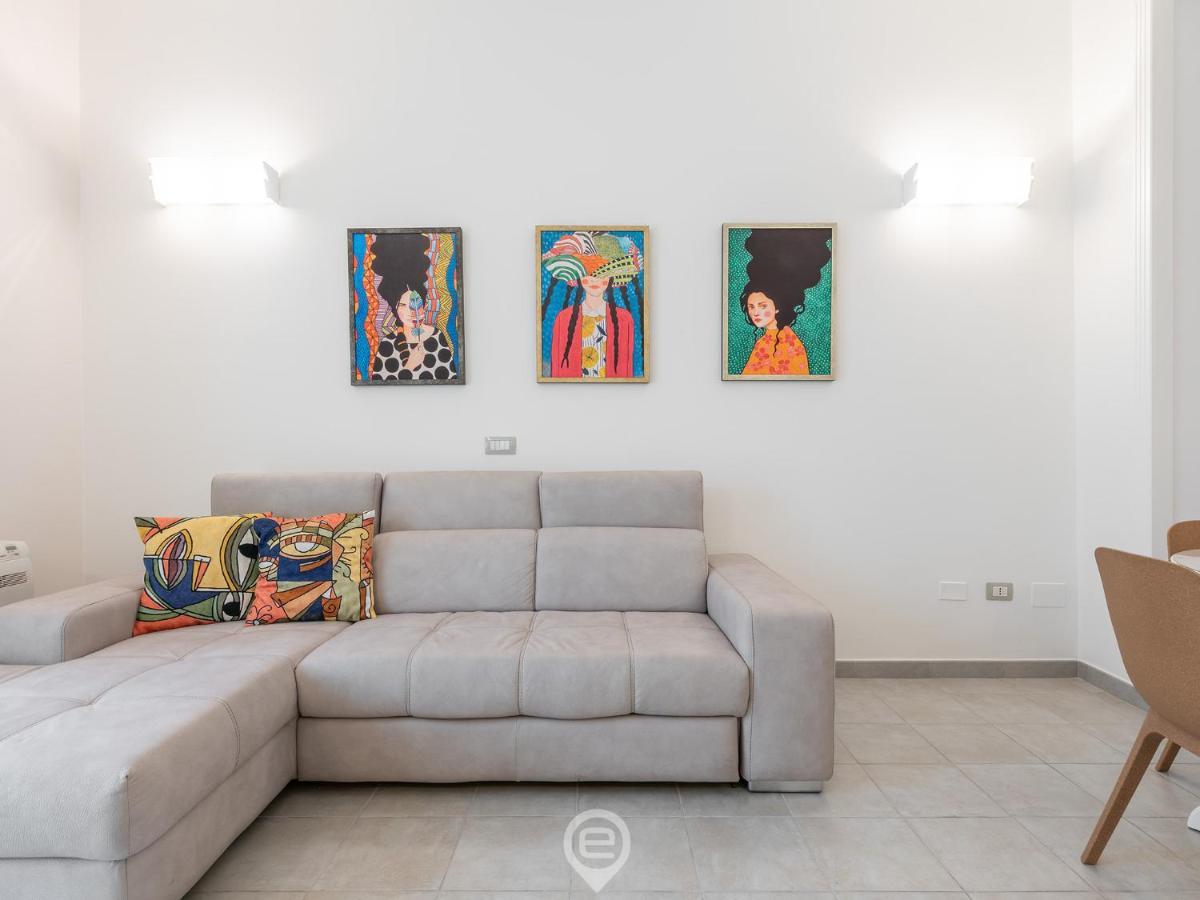 White Gold Apartment Каляри Екстериор снимка