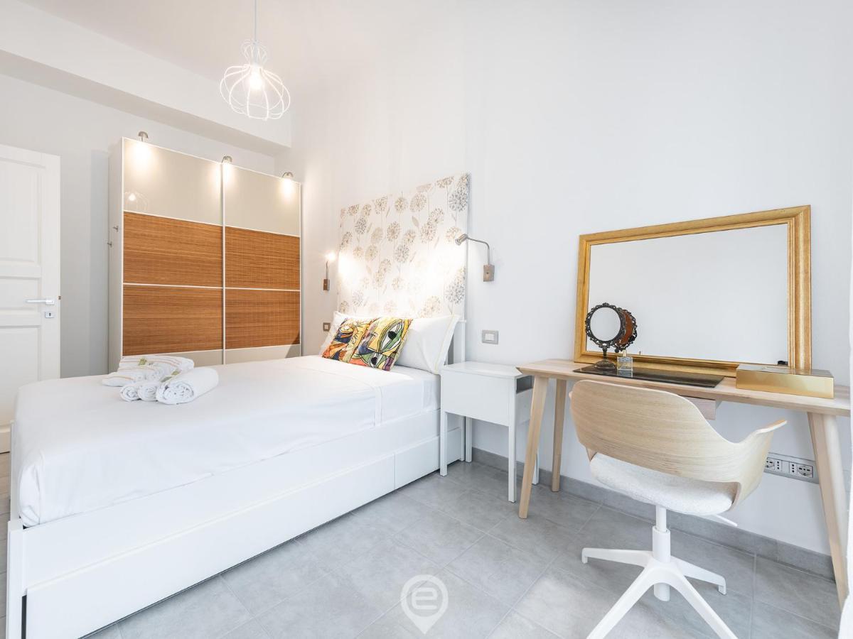 White Gold Apartment Каляри Екстериор снимка